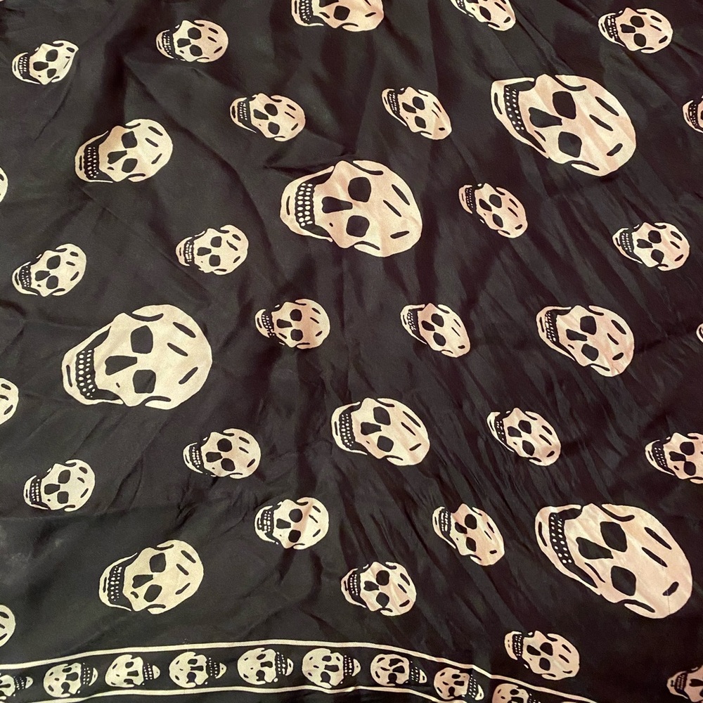 ALEXANDER MCQUEEN Scarf